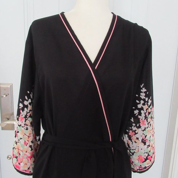 OSCAR DE LA RENTA PINK LABEL VINTAGE BELTED FLORAL ROBE Size Small Black Multi - Picture 3 of 8